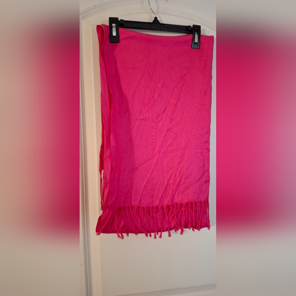 Pink pashmina scarf‎ elegant casual boho beach